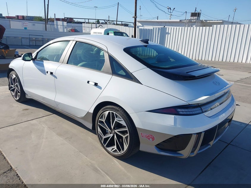 2024 Hyundai Ioniq 6 Sel