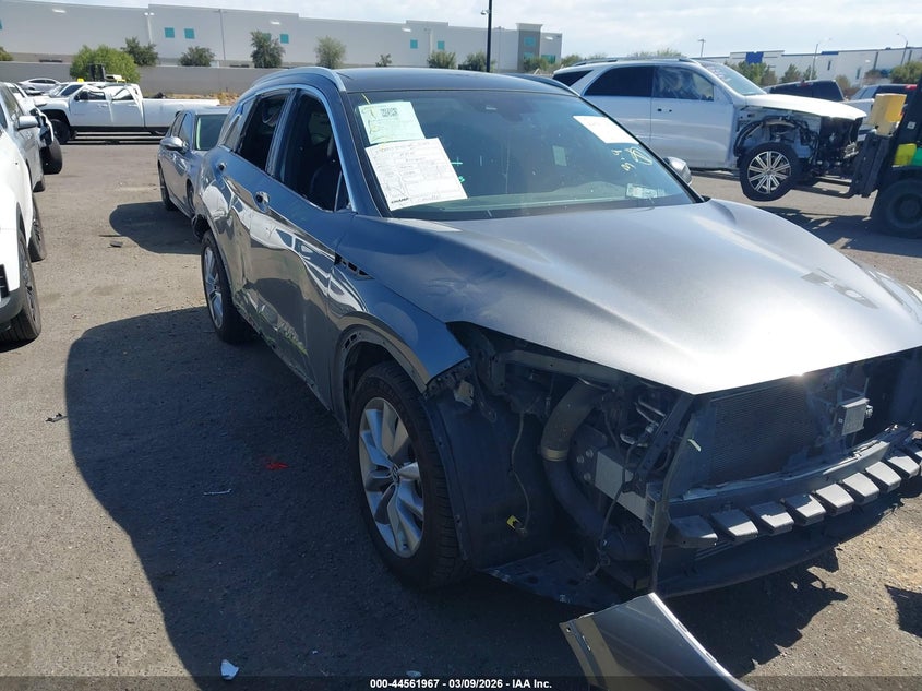 2019 INFINITI QX50 LUXE