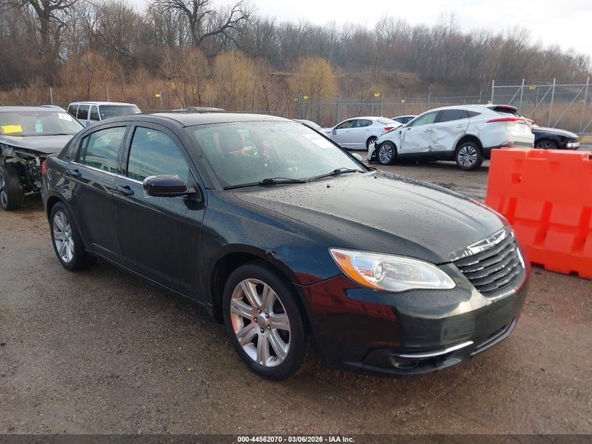 1C3CCBAB6CN295262 CHRYSLER 200 Photo 1