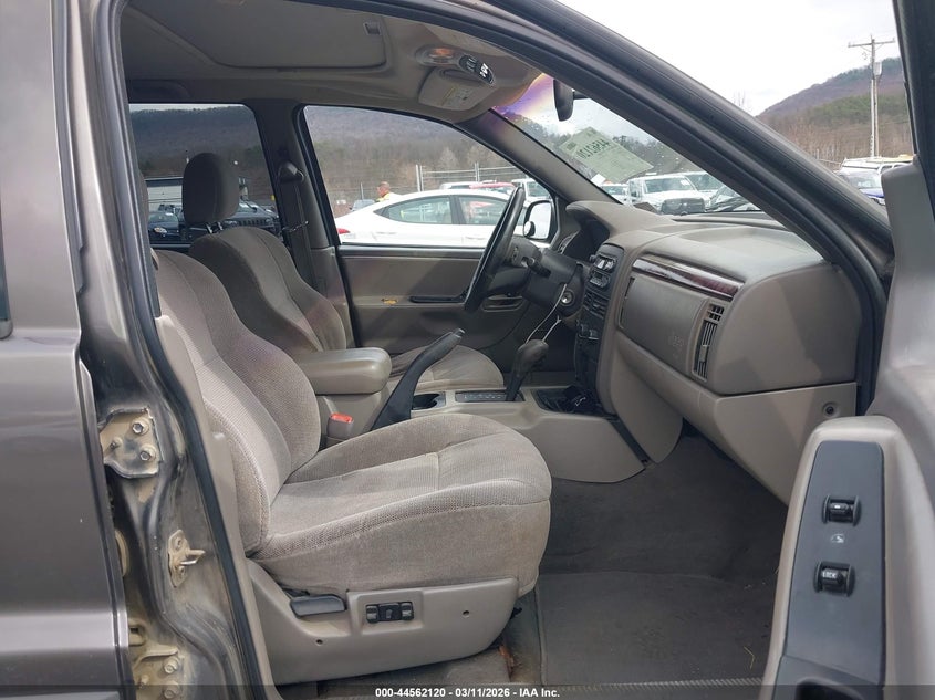 2000 Jeep Grand Cherokee Laredo