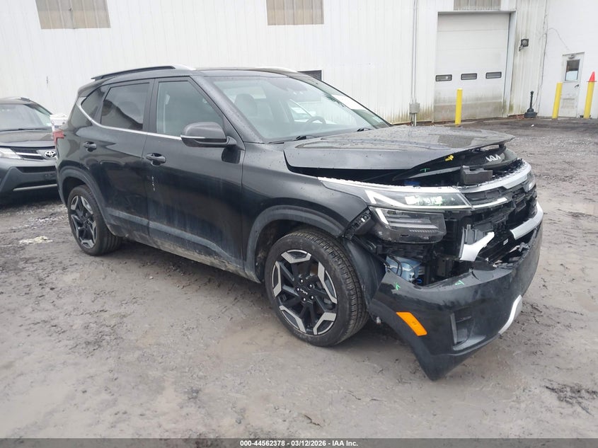 KNDETCA74R7506641 KIA SELTOS Photo 1