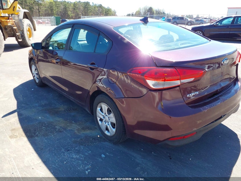 Vin: 3kpfk4a71he014340, lot: 45059335, kia forte lx 20173