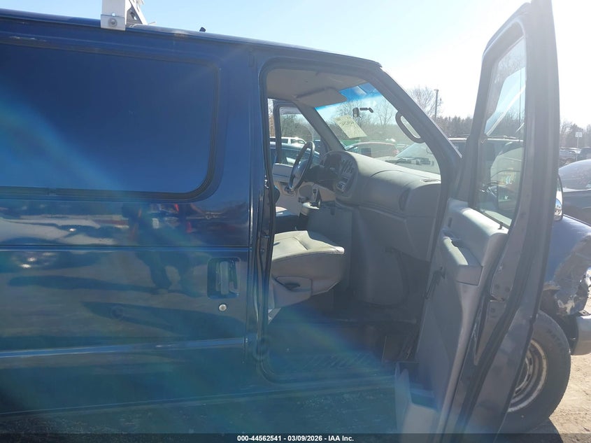 2002 Ford E-150 Commercial/Recreational