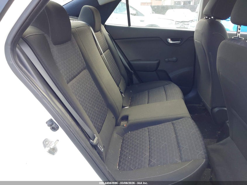 2018 KIA RIO SEDAN 1.6L I-4 DI, DOHC, VVT, 130HP