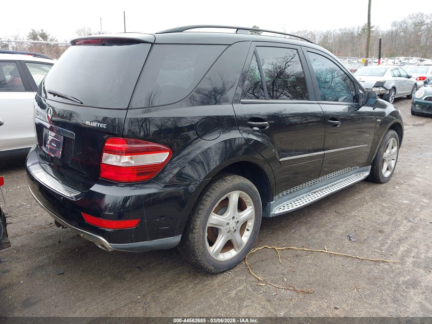 2009 Mercedes-Benz Ml 320 Bluetec 4Matic