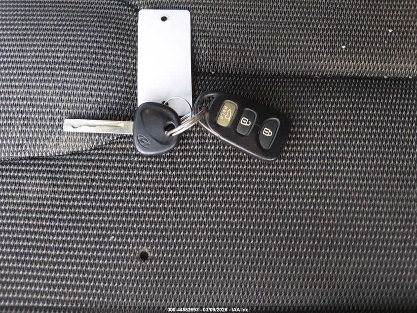 2012 Hyundai Veloster Base W/Black VIN: KMHTC6AD6CU052167 Lot: 44562693