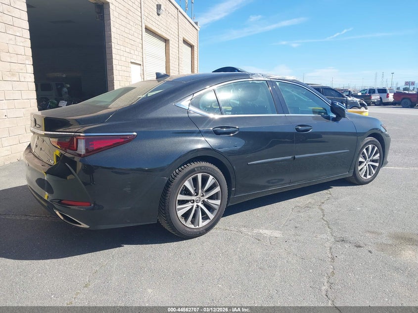 Vin: 58acz1b18mu083758, lot: 45059585, lexus es 350 20214