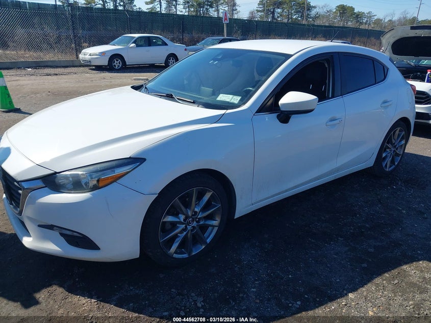 2018 Mazda Mazda3 Touring