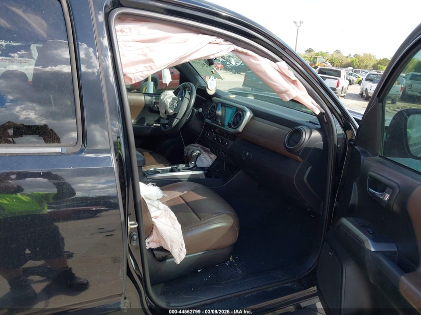 2017 Toyota Tacoma Limited