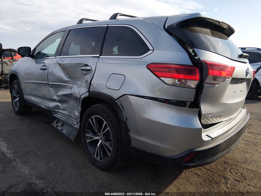 2019 Toyota Highlander Le
