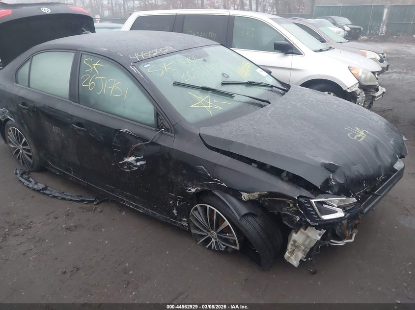 2015 VOLKSWAGEN JETTA 1.8T SPORT