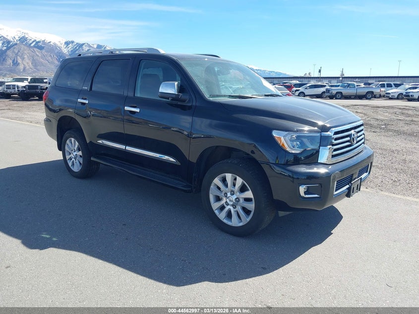 Vin: 5tddy5g10js163624, lot: 45059875, toyota sequoia platinum 2018 img_1