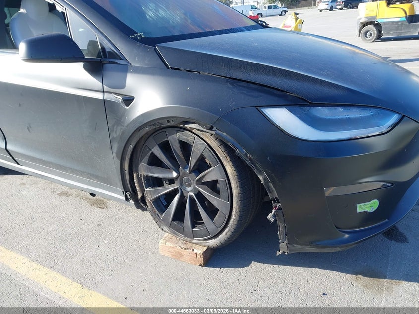 2022 Tesla Model X Dual Motor All-Wheel Drive VIN: 7SAXCAE55NF350168 Lot: 44563033