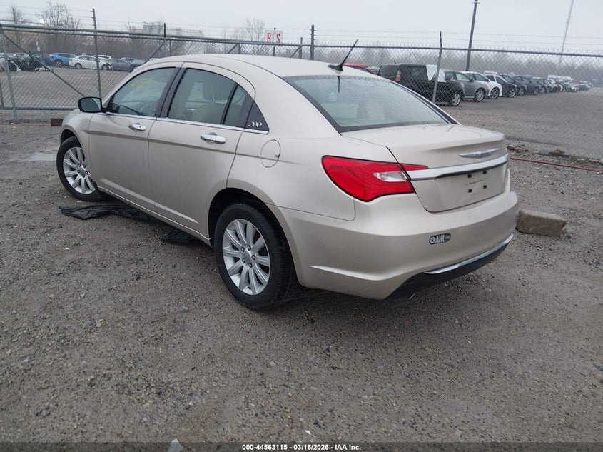 2013 Chrysler 200 Limited