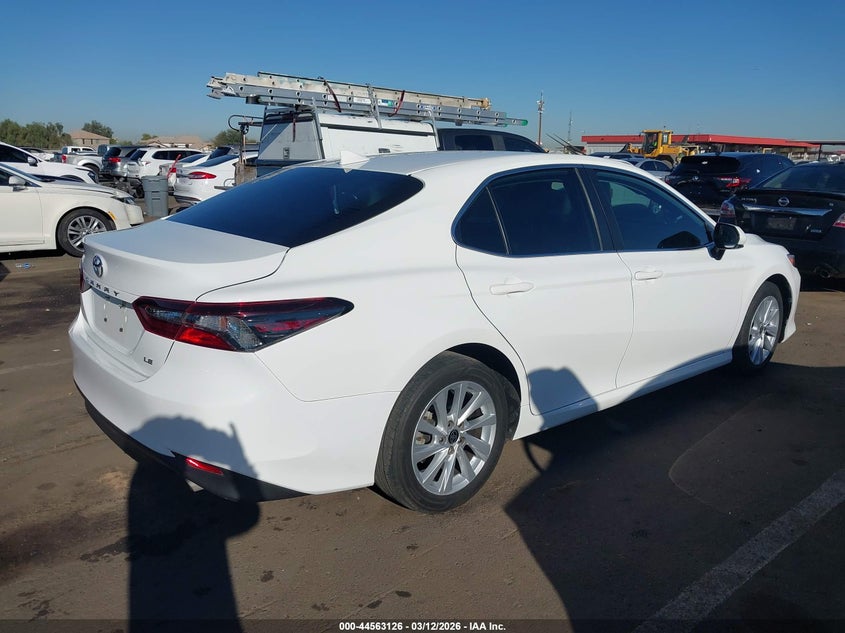 2023 Toyota Camry Le