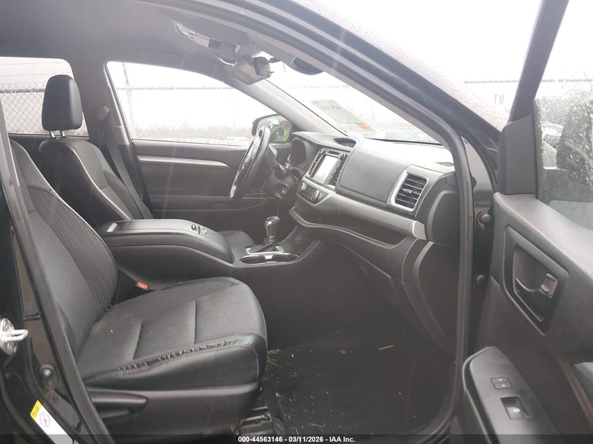 2017 Toyota Highlander Le Plus