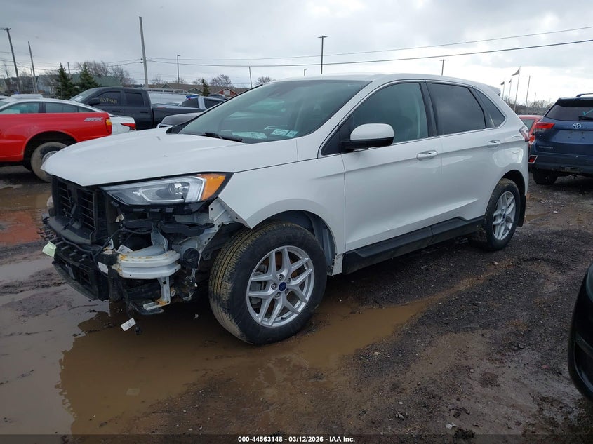 2022 Ford Edge Sel