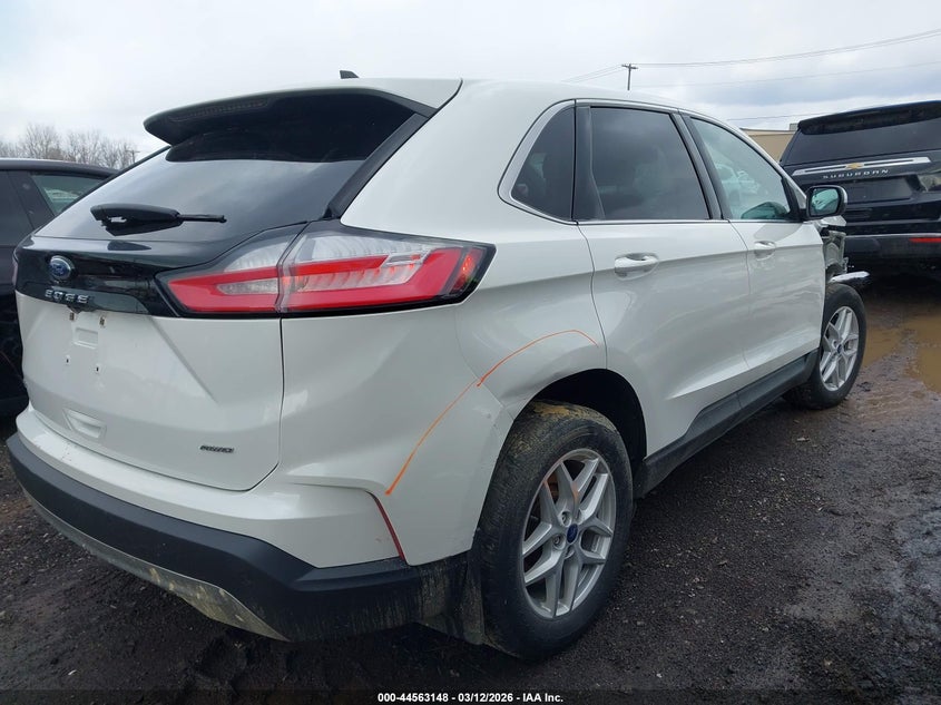 2022 Ford Edge Sel