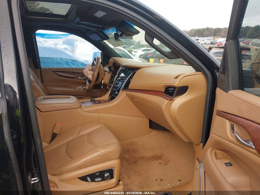 2017 Cadillac Escalade Esv Platinum