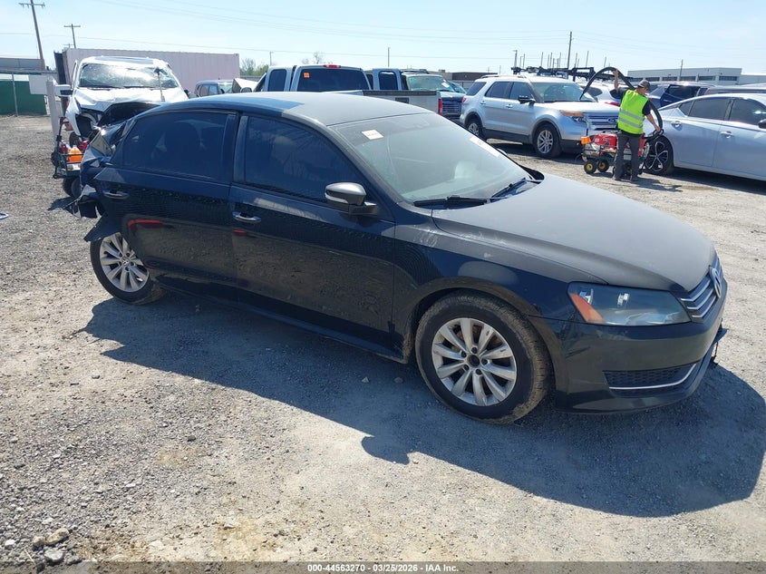 2013 Volkswagen Passat S