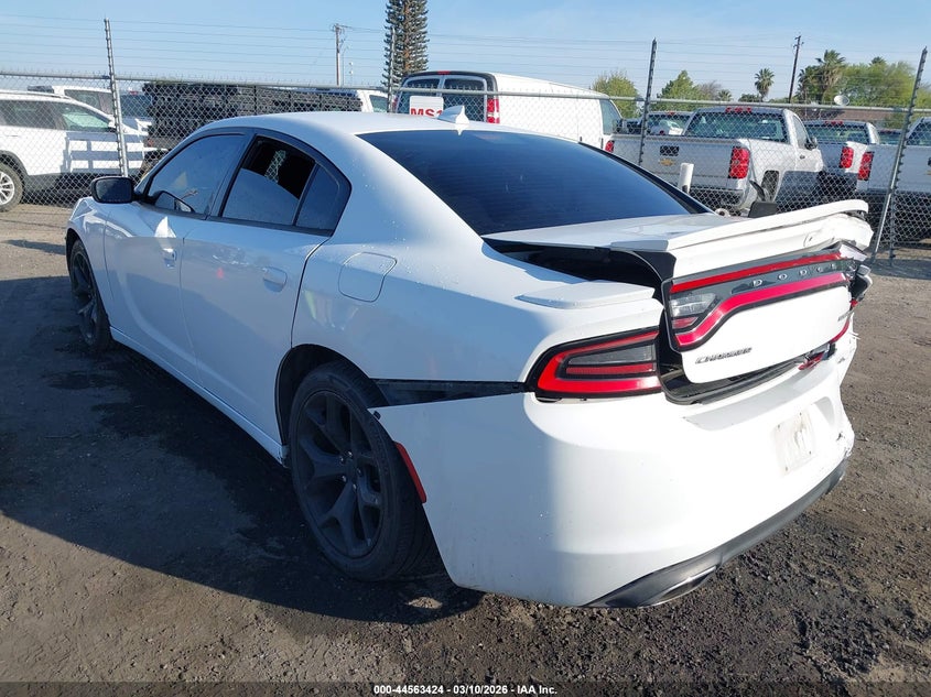 2016 Dodge Charger Sxt
