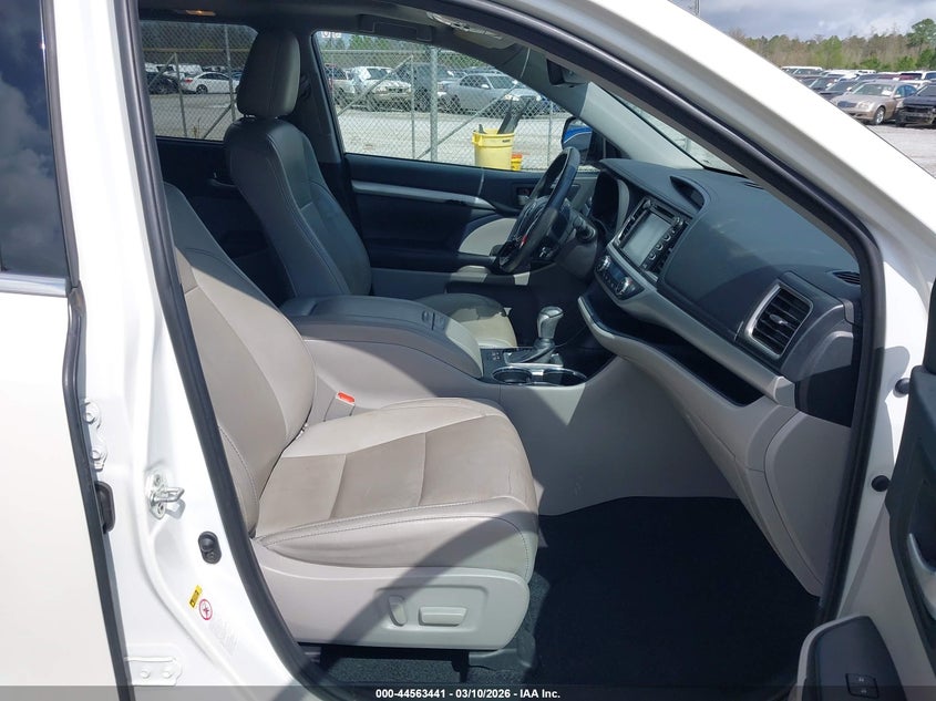 2019 Toyota Highlander Xle