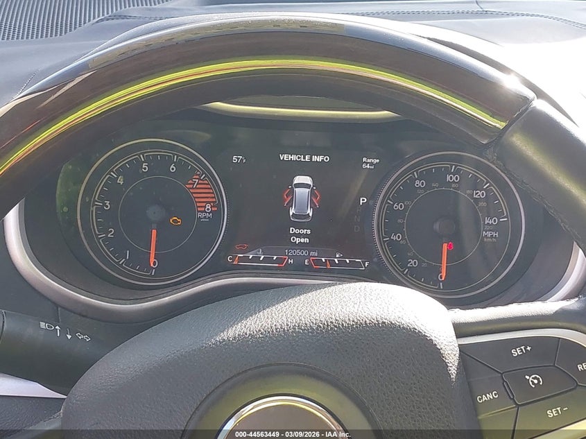 2018 Jeep Cherokee Overland 4X4 VIN: 1C4PJMJX2JD594194 Lot: 44563449