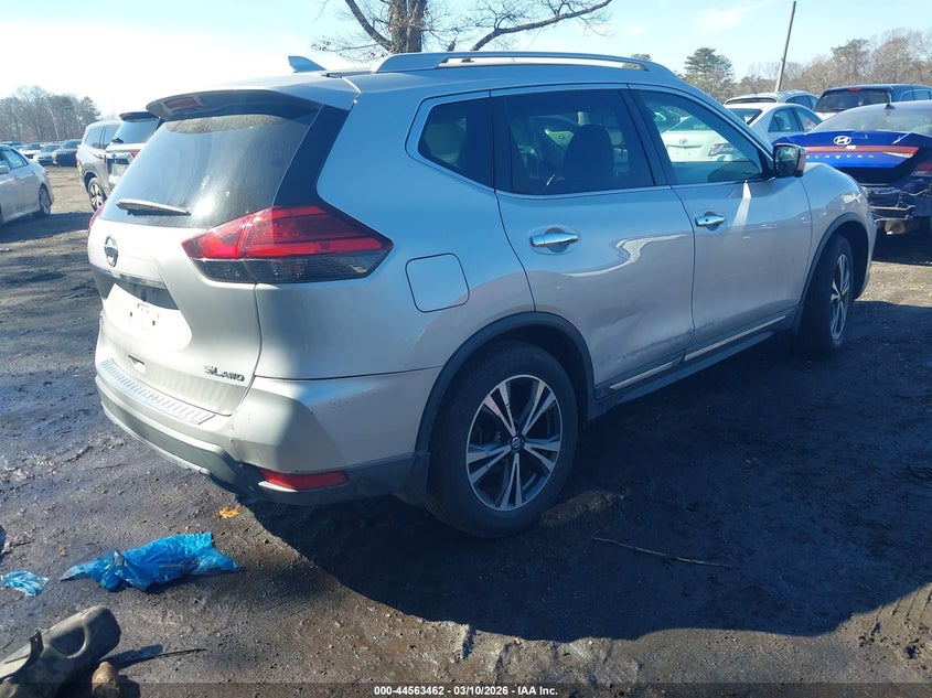 2017 Nissan Rogue Sl