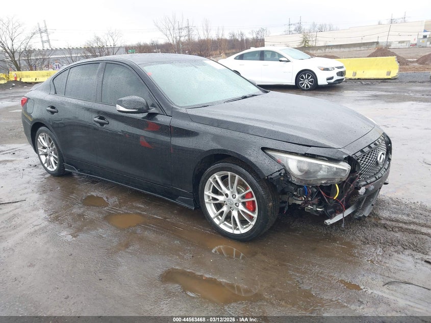 2015 Infiniti Q50 Premium