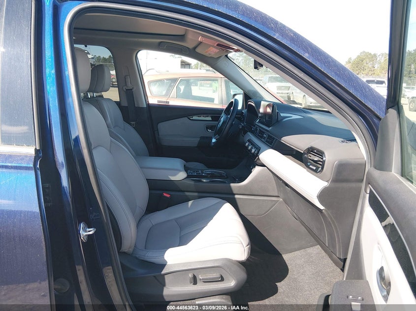 2024 Honda Pilot Touring