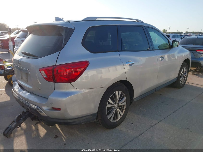 2019 Nissan Pathfinder S