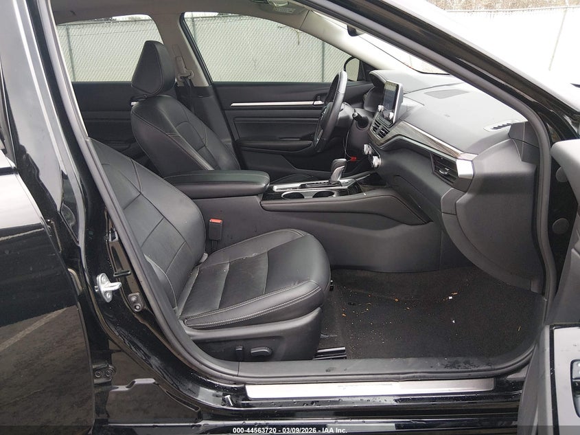 2022 NISSAN ALTIMA auction photo 5
