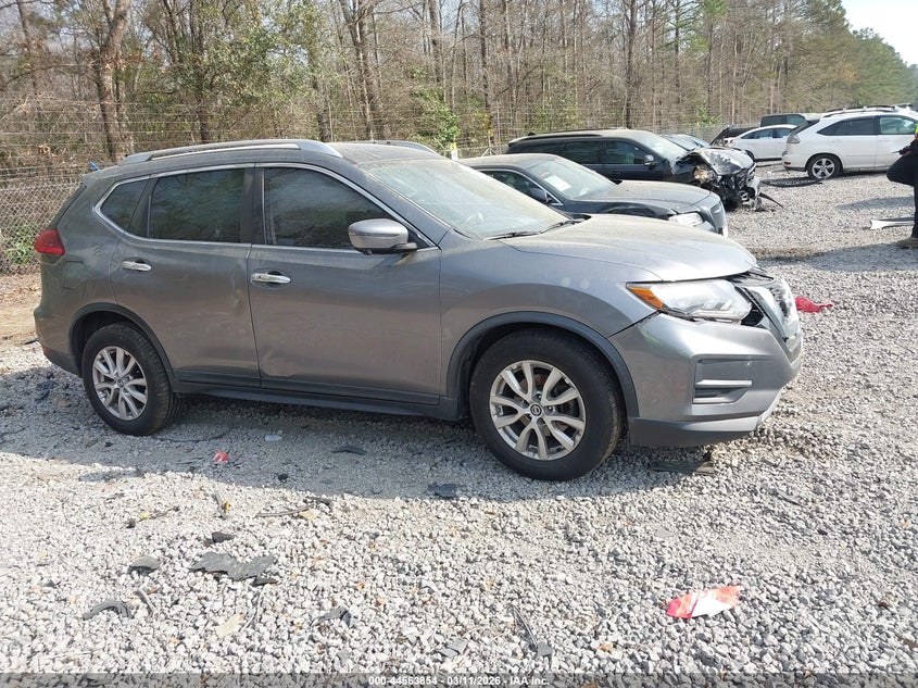 2017 Nissan Rogue Sv