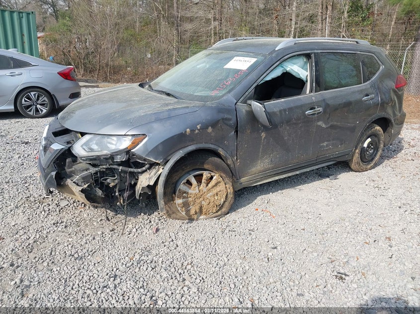 2017 Nissan Rogue Sv
