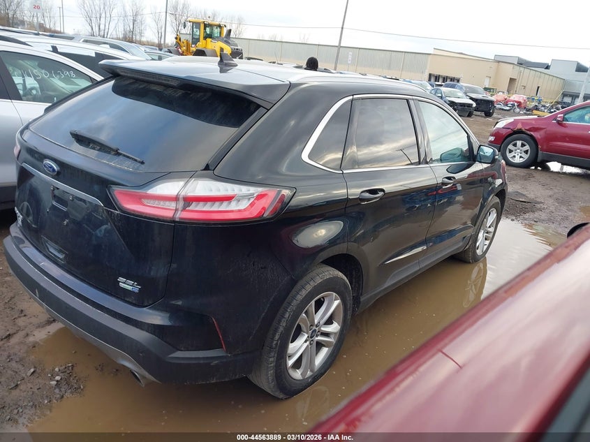 2019 Ford Edge Sel