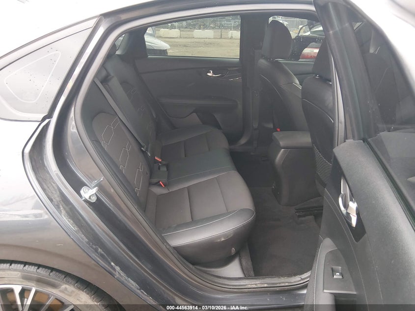 VIN 3KPF54AD1PE529933 2023 KIA FORTE GT-LINE