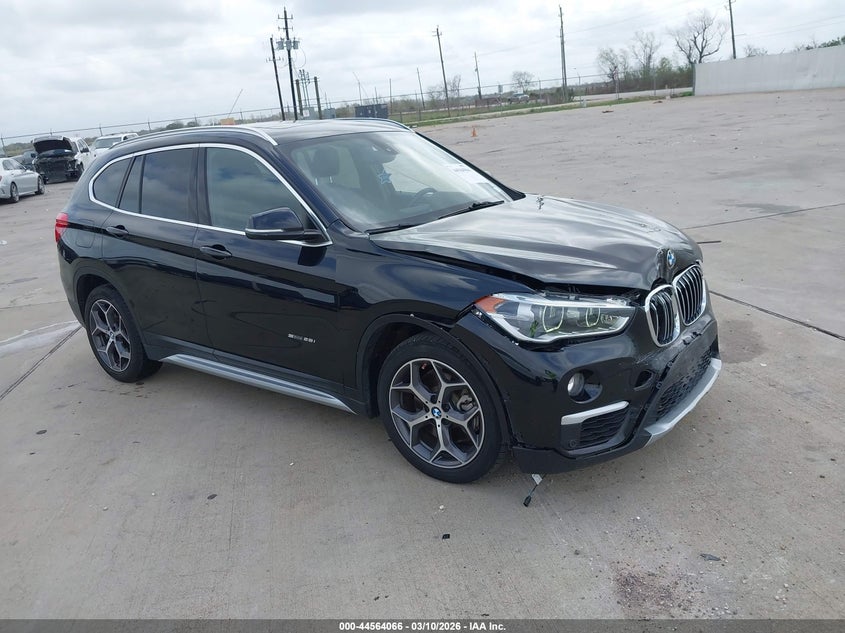 VIN WBXHU7C32J5H42934 2018 BMW X1 SDRIVE28I