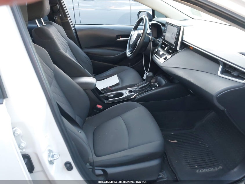 2020 Toyota Corolla Hybrid Le