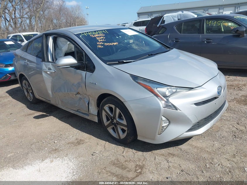 2016 Toyota Prius Three Touring
