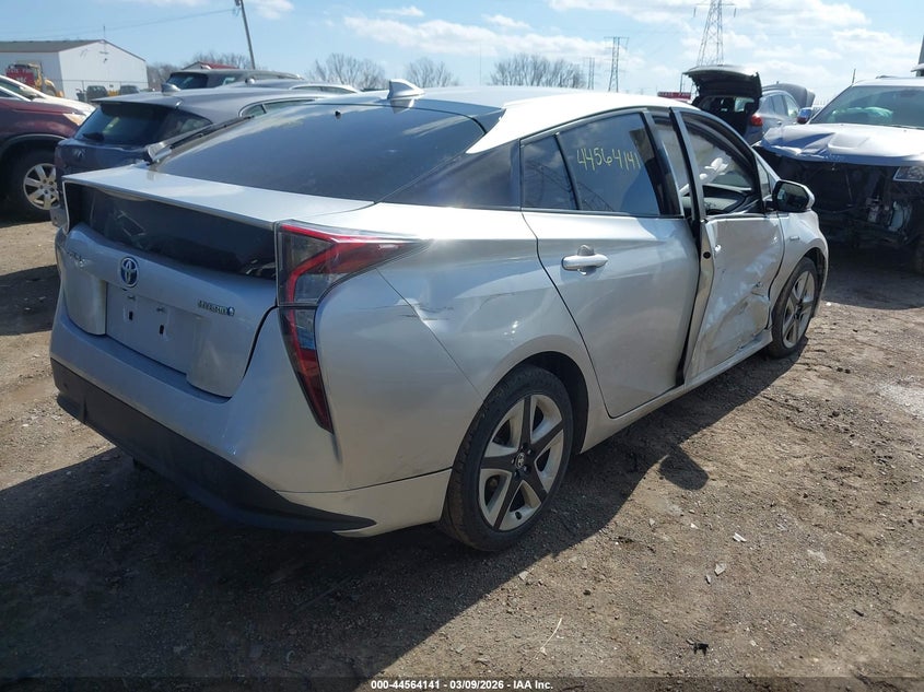 2016 Toyota Prius Three Touring