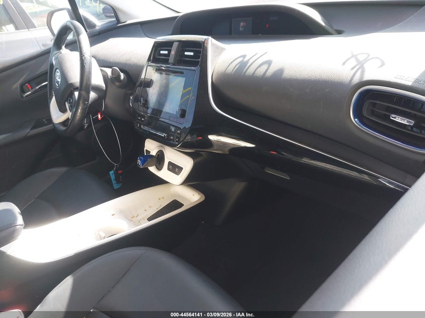 2016 Toyota Prius Three Touring