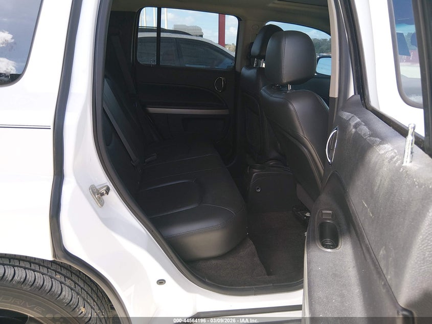 2011 Chevrolet Hhr Lt VIN: 3GNBABFW1BS526461 Lot: 44564196