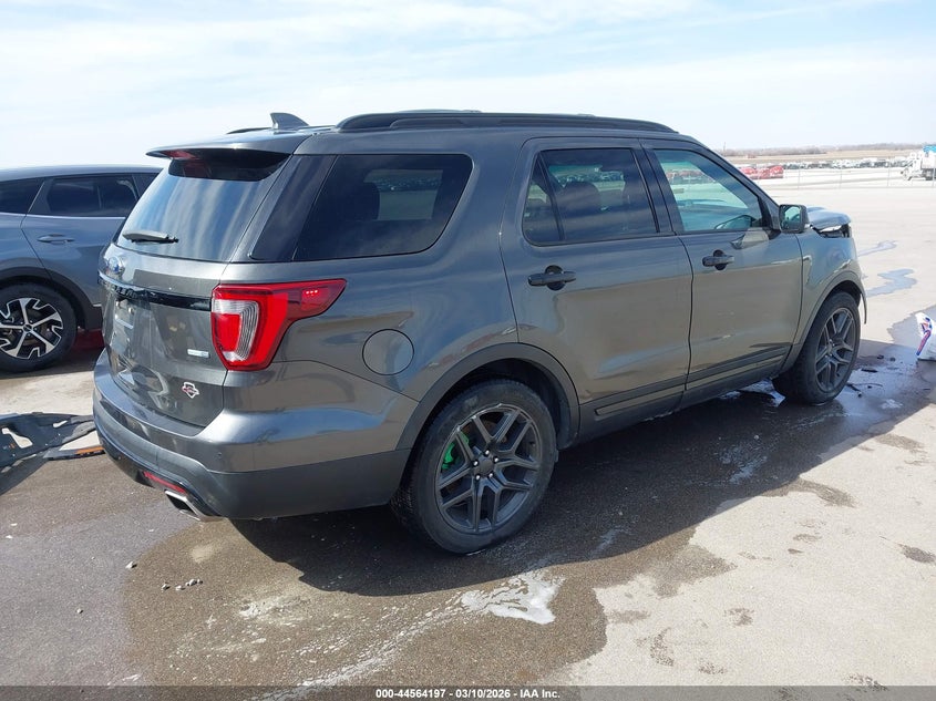 2016 Ford Explorer Sport