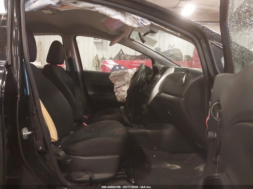 2016 Nissan Versa Note S (Sr)