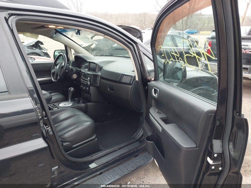 2011 Mitsubishi Endeavor Se