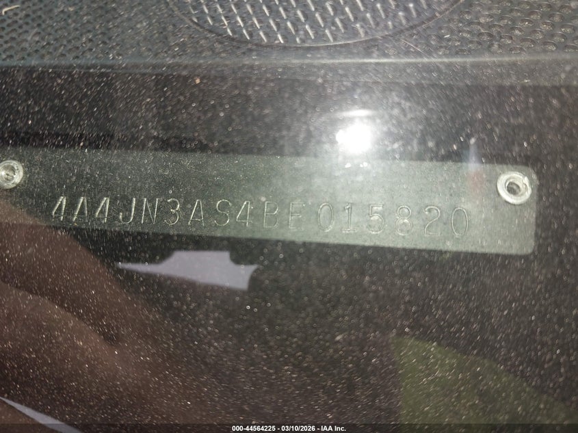 2011 Mitsubishi Endeavor Se VIN: 4A4JN3AS4BE015820 Lot: 44564225