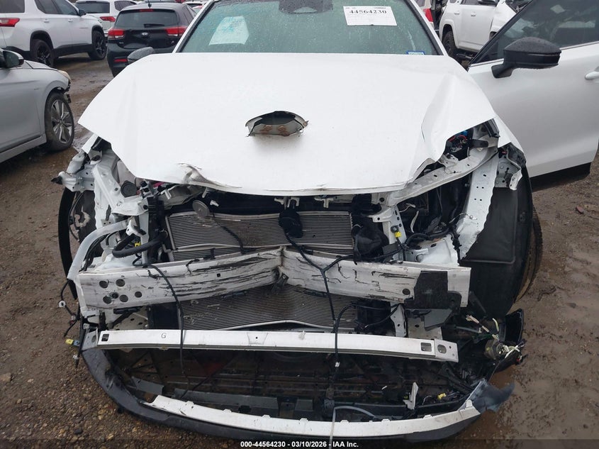 2025 Toyota Crown Signia Limited VIN: JTDACAAJ9S3028521 Lot: 44564230