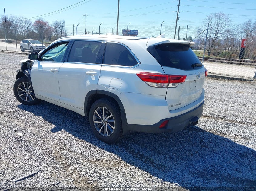 2017 Toyota Highlander Xle