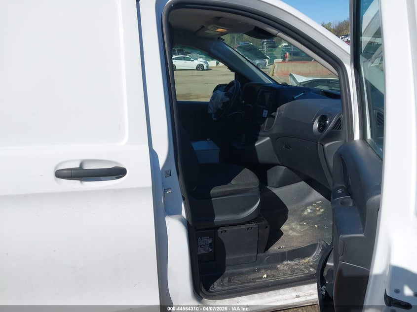 2023 Mercedes-Benz Metris