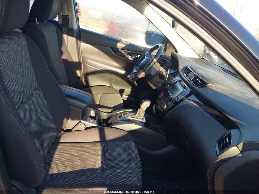 2019 Nissan Rogue Sport Sv